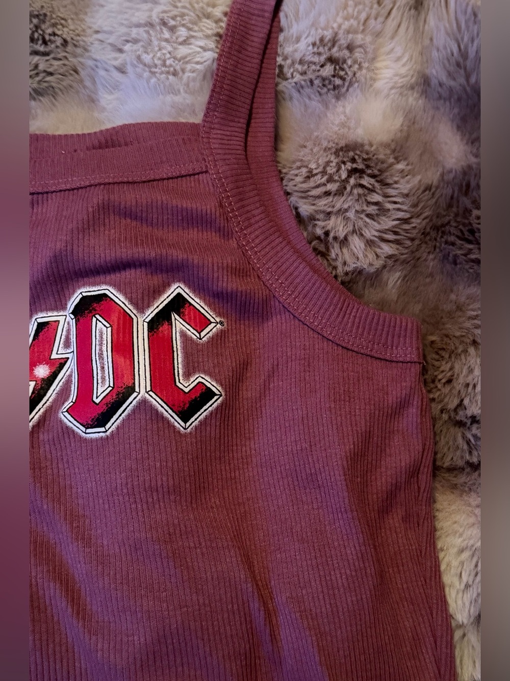 AC/DC Ribbed Crop Top - Picture 4 of 7